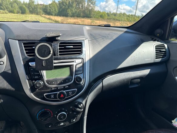 2011 Hyundai Solaris I, серый, 700000 рублей - вид 13