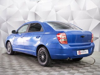 2014 Chevrolet Cobalt II, синий, 695000 рублей, вид 3