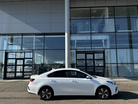 2018 Kia Cerato IV, белый, 1420000 рублей, вид 5