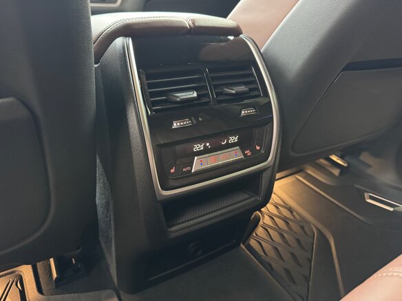 2021 BMW X5 30d IV (G05/G18), чёрный, 8190000 рублей - вид 23