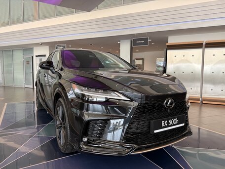 Lexus RX V
