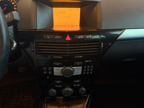 2008 Opel Astra H Рестайлинг, серебристый, 420000 рублей - вид 12