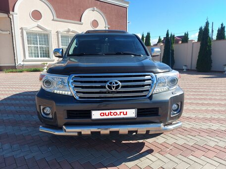 2014 Toyota Land Cruiser 200 Series Рестайлинг 1, серый, 3550000 рублей, вид 2
