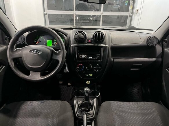 2014 Lada (ВАЗ) Granta I, серый, 318000 рублей - вид 8