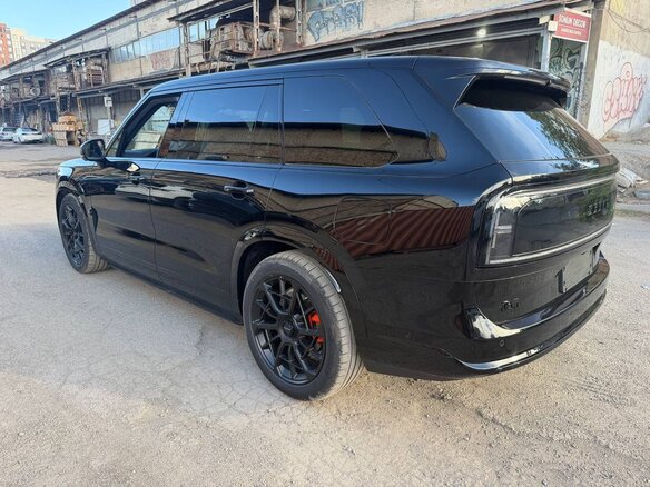 2026 Zeekr 9X 55 kWh (до 3.5 т), чёрный, 12950000 рублей - вид 4