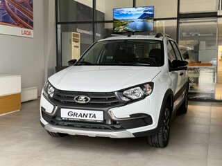 2026 Lada (ВАЗ) Granta Cross I Рестайлинг, белый, 1196000 рублей, вид 1