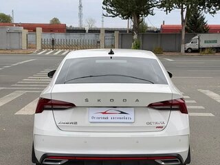 2022 Skoda Octavia IV (A8), белый, 1870000 рублей, вид 5
