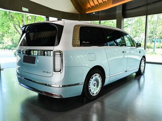 2026 Maextro V 800, серебристый, 24300000 рублей, вид 5