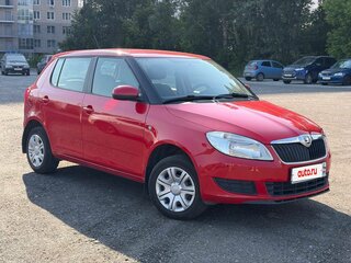 2013 Skoda Fabia II Рестайлинг, красный, 380000 рублей, вид 2