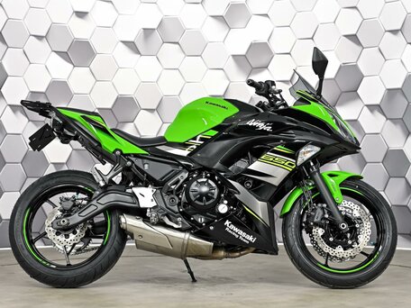 2018 Kawasaki Ninja 650, зелёный, 747000 рублей, вид 3