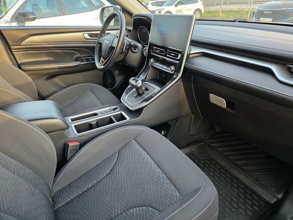 2023 Haval M6 II, серебристый, 1700000 рублей - вид 15