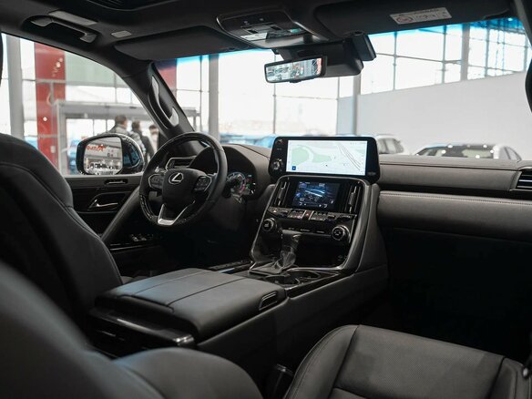 2026 Lexus LX 600 IV, чёрный - вид 13