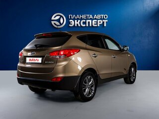 2013 Hyundai ix35 I Рестайлинг, коричневый, 970000 рублей, вид 4