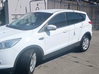2016 Ford Kuga II, белый, 1600000 рублей, вид 1