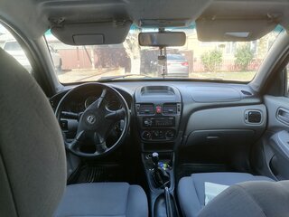2002 Nissan Almera II (N16) Рестайлинг, золотистый, 339000 рублей, вид 5