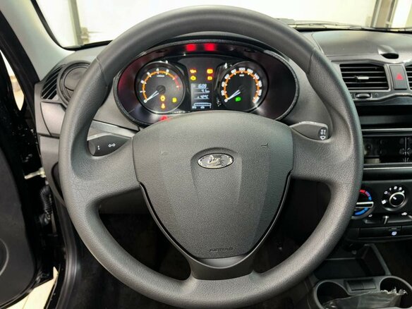 2026 Lada (ВАЗ) Granta I Рестайлинг, чёрный - вид 11
