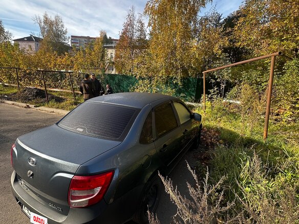2014 Lada (ВАЗ) Granta I, серый, 430000 рублей - вид 3
