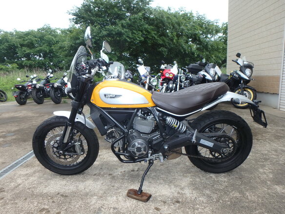 2016 Ducati Scrambler 800, жёлтый, 600000 рублей