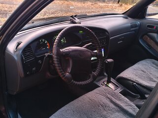 1992 Toyota Camry III (XV10), красный, 335000 рублей, вид 5