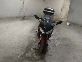 2011 Kawasaki Ninja 1000, красный, 777000 рублей, вид 3