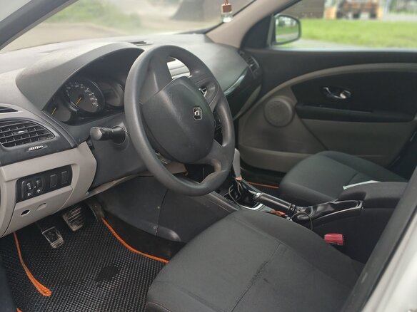 2012 Renault Fluence I, белый, 375000 рублей - вид 5