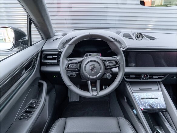 2026 Porsche Macan Turbo II, серебристый, 19550032 рублей - вид 13