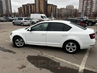 2017 Skoda Octavia III (A7) Рестайлинг, жёлтый, 1080000 рублей, вид 4