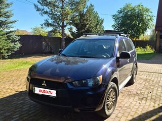 2011 Mitsubishi Outlander II Рестайлинг, синий, 1050000 рублей, вид 1