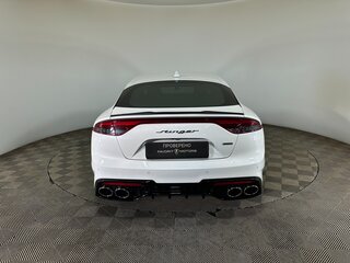 2020 Kia Stinger I Рестайлинг, белый, 3600000 рублей, вид 3