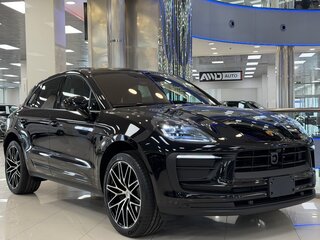 2025 Porsche Macan I Рестайлинг 2, чёрный, 11495000 рублей, вид 2