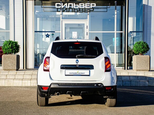2018 Renault Duster I Рестайлинг, белый, 1600000 рублей - вид 3