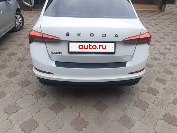 2021 Skoda Rapid II, белый, 1100000 рублей - вид 1