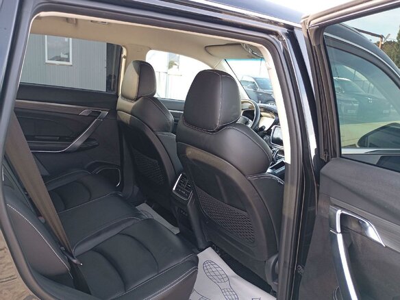 2022 Geely Atlas Pro, чёрный, 1774000 рублей - вид 10
