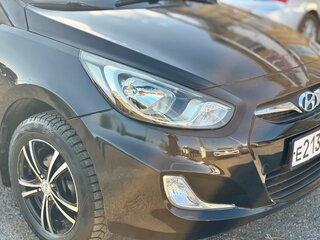 2012 Hyundai Solaris I, чёрный, 650000 рублей, вид 4