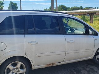 2009 Opel Zafira B Рестайлинг, белый, 399999 рублей, вид 3