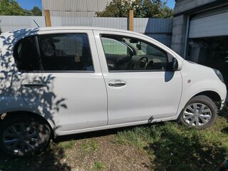 2014 Toyota Passo II (C30), белый, 781000 рублей, вид 3