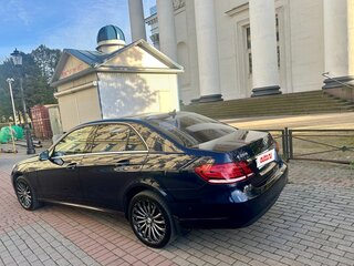 2013 Mercedes-Benz E-Класс 200 IV (W212, S212, C207) Рестайлинг, синий, 1820000 рублей, вид 4