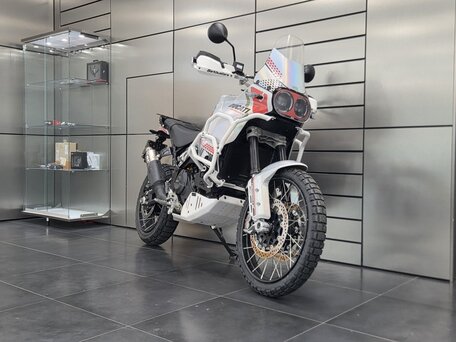 2023 Ducati DesertX, белый, 1250000 рублей, вид 2