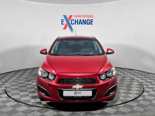 2013 Chevrolet Aveo II, красный, 463000 рублей, вид 2
