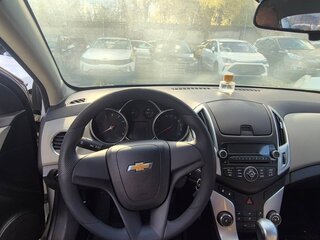 2012 Chevrolet Cruze I Рестайлинг, белый, 690000 рублей, вид 2