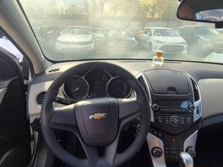 2012 Chevrolet Cruze I Рестайлинг, белый, 690000 рублей, вид 2