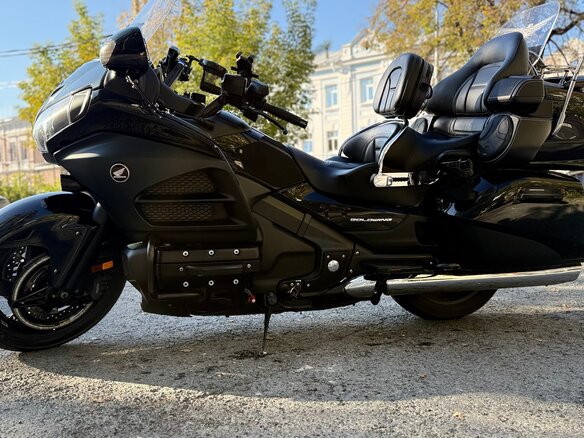 2014 Honda GL 1800 Gold Wing, чёрный, 1999000 рублей - вид 6