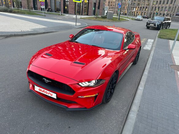 2021 Ford Mustang VI Рестайлинг, красный, 4200000 рублей - вид 8
