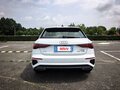 2023 Audi A3 Sportback 35 TFSI IV (8Y), белый, 1929000 рублей - вид 1
