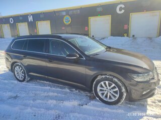 2020 Volkswagen Passat B8 Рестайлинг, серый, 1649999 рублей, вид 3