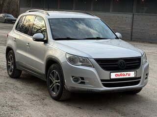 2010 Volkswagen Tiguan I, серебристый, 750000 рублей, вид 2