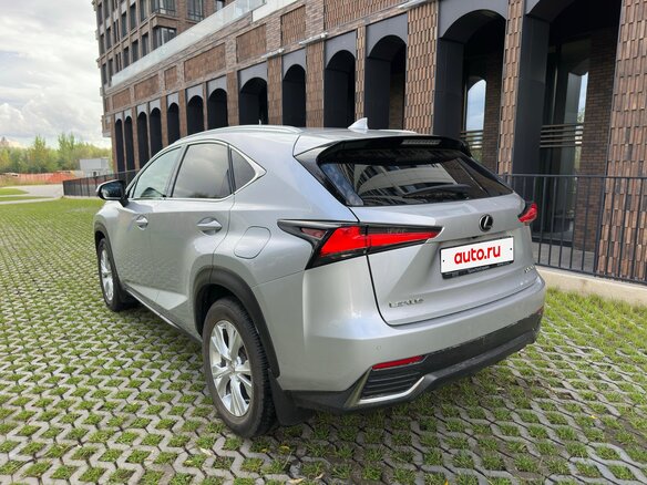 2017 Lexus NX 200 I, серебристый, 2710000 рублей - вид 5