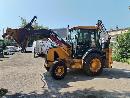 2012 John Deere 325K, жёлтый, 4250000 рублей, вид 4