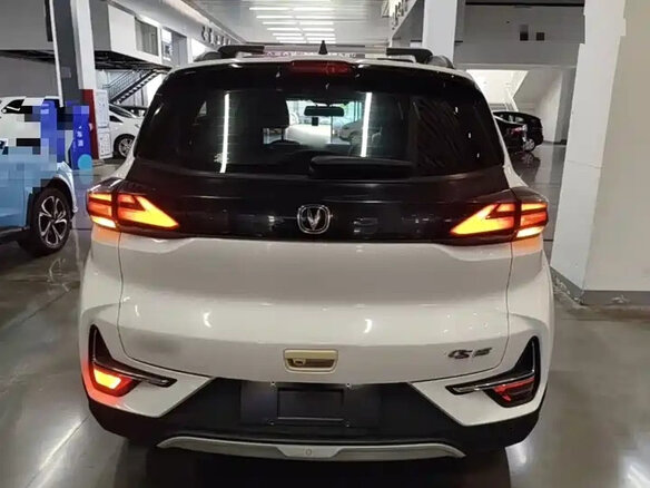 2021 Changan CS15 I Рестайлинг, белый, 1188000 рублей - вид 3