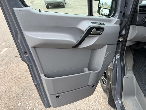 2016 Mercedes-Benz Sprinter, серый, 2900000 рублей - вид 17